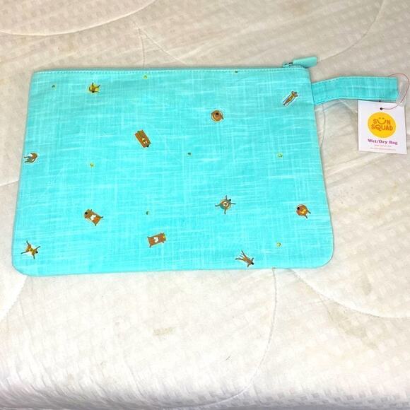 NWT Wet/Dry Bag Great for a Gym Bag, Beach Bag   Great for Gift or Stocking - Picture 1 of 10